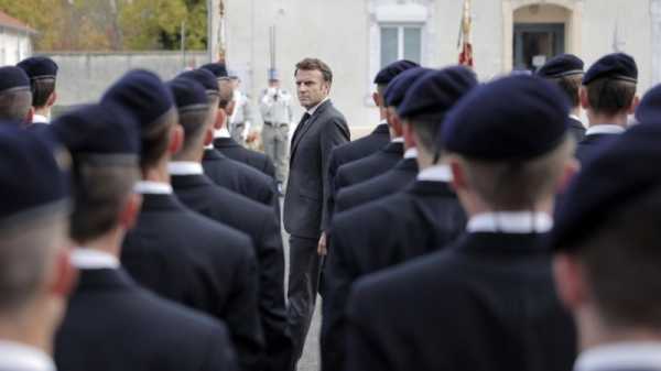 Macron highlights France’s commitment to fight terrorism over Christmas dinner with troops | INFBusiness.com