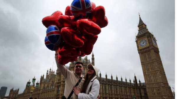 London’s Big Ben marks 100 years of New Year ‘bongs’ on BBC radio | INFBusiness.com