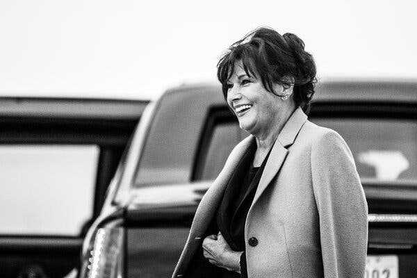 Amalija Knavs, Mother of Former First Lady Melania Trump, Dies at 78 | INFBusiness.com