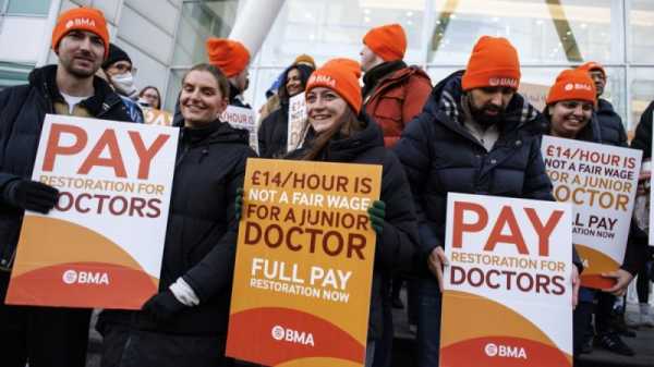 Record-breaking doctors’ strike piles pressure on England’s health service | INFBusiness.com