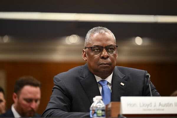 Defense Secretary Lloyd Austin Was Hospitalized After Prostate Cancer Surgery | INFBusiness.com