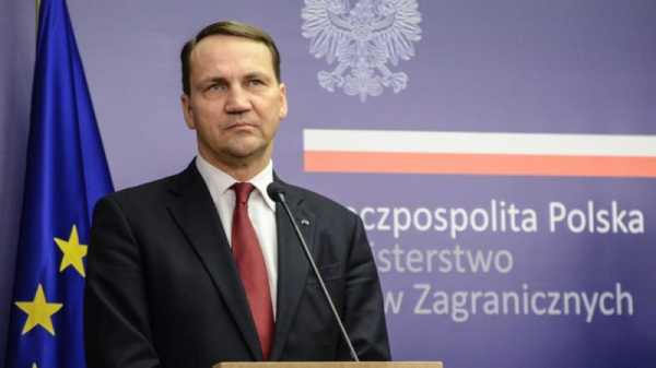 Polish FM Sikorski floated as a potential EU defence commissioner as agri commissioner faces critique