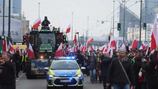 Polish government caves into farmers’ demands as thousands march on Warsaw | INFBusiness.com
