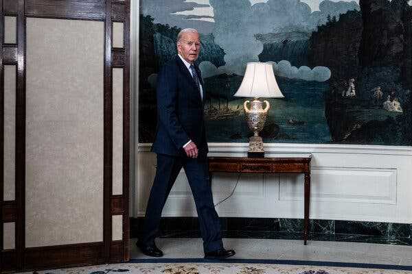 Biden’s Age and Memory Rise to Center of 2024 Presidential Campaign | INFBusiness.com