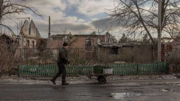 Ukraine war: A front-line town torn between determination and despair | INFBusiness.com