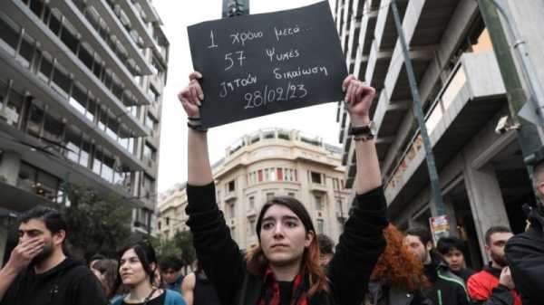 Thousands of Greeks paralyse Athens as rule of law takes centre stage | INFBusiness.com