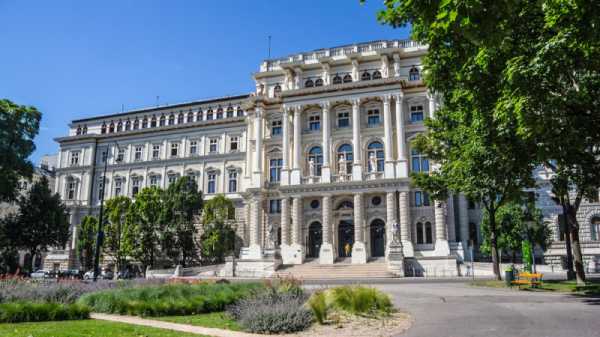 Vienna appoints third-ranked candidate as president of top court | INFBusiness.com