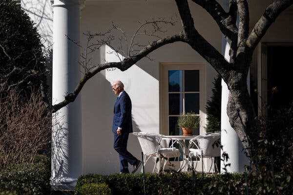 Trump’s Border Intervention Gives Biden a Chance to Shift from Defense to Offense | INFBusiness.com