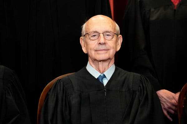 Former Justice Breyer Says He Is Open to Supporting a Supreme Court Age Limit | INFBusiness.com