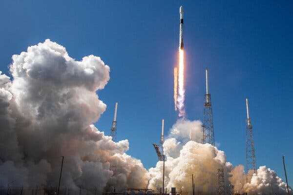 Biden Takes Aim at SpaceX’s Tax-Free Ride in American Airspace | INFBusiness.com