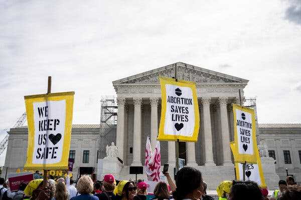 Supreme Court Appears Sharply Divided in Emergency Abortion Case | INFBusiness.com