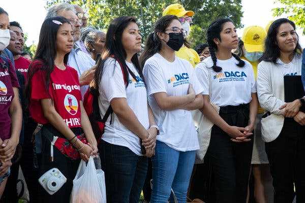 Immigrants With DACA Protections Will Be Eligible for Obamacare | INFBusiness.com