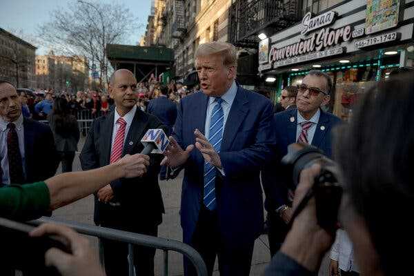 Trump’s NYC Campaign: Pizza Deliveries and Bodega Stops | INFBusiness.com