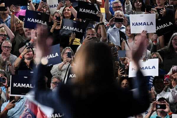 Kamala Harris’s Fund-Raising Machine Cranks Into High Gear | INFBusiness.com