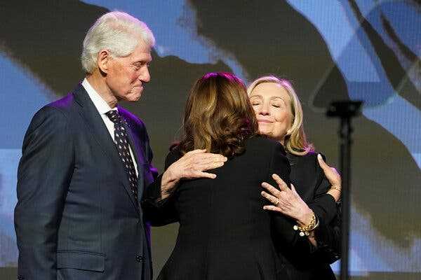 Hillary Clinton and Kamala Harris: Inside Their Surprisingly Close Bond | INFBusiness.com