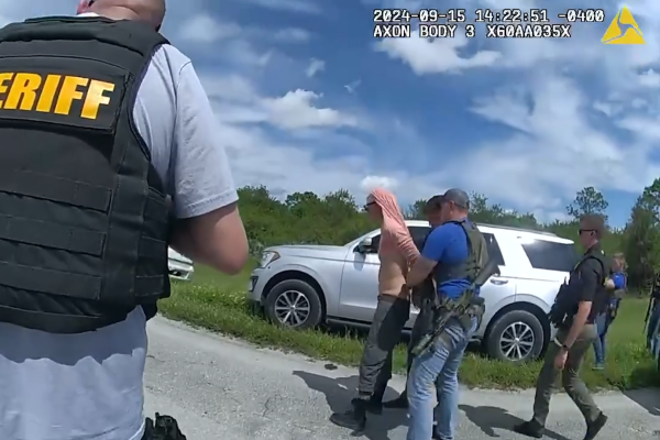 Body Cam Video Shows Arrest of Suspect in Apparent Trump Assassination Attempt | INFBusiness.com