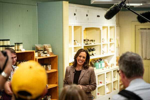 Kamala Harris Visited a Spice Shop. Her Critics Flooded Yelp With Bad Reviews. | INFBusiness.com