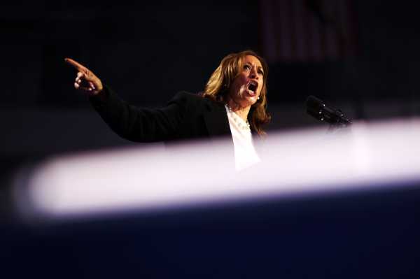 Harris Challenges Trump to Debate Again as She Rallies in North Carolina | INFBusiness.com