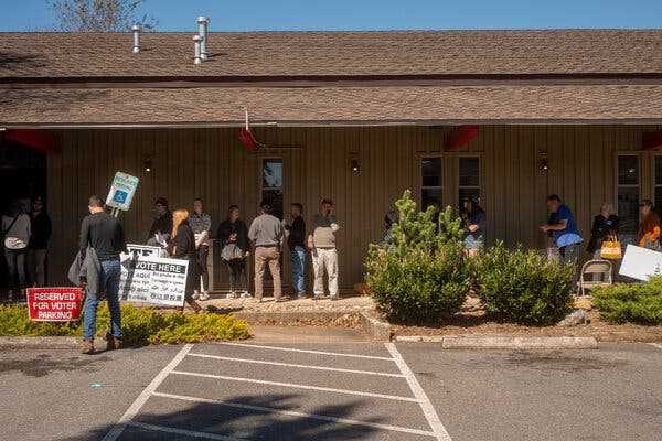 North Carolina Officials Report Record Turnout for First Day of Early Voting | INFBusiness.com