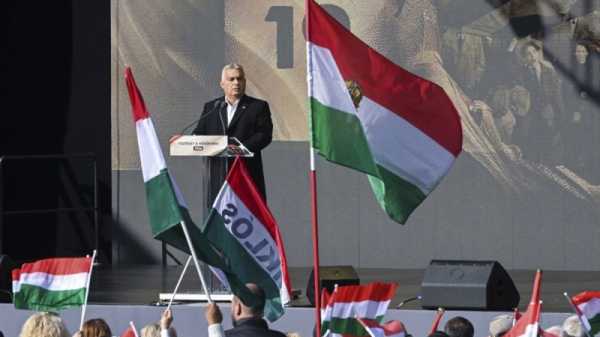 Orbán accuses EU of trying to topple him as opposition rallies