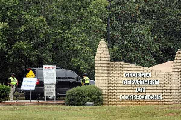 Conditions at Georgia Prisons Violate Constitution, Justice Dept. Says