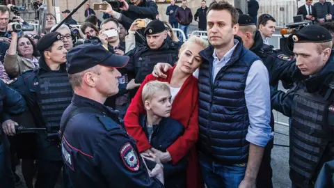 I’ll stand for Russian president when Putin's gone, Navalny’s widow tells BBC | INFBusiness.com