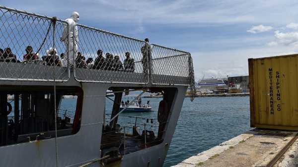 First Italian migrant ship heads to new processing centre in Albania