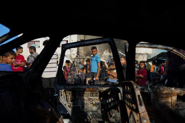 Survivors of Gaza Hospital Blaze Say They Are Living a ‘Recurring Nightmare’ | INFBusiness.com