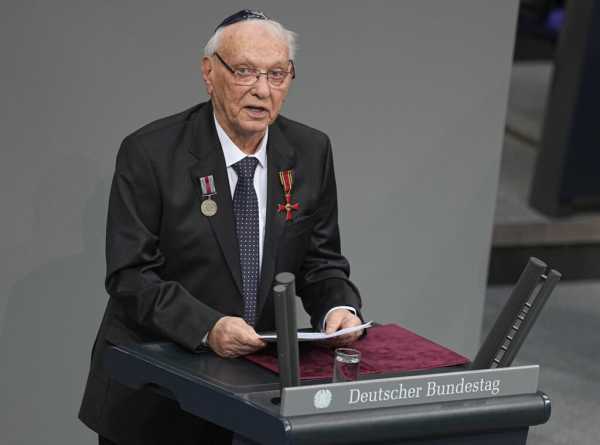 Ukrainian Holocaust Survivor: Russia Is Waging a 'War of Extermination' | INFBusiness.com