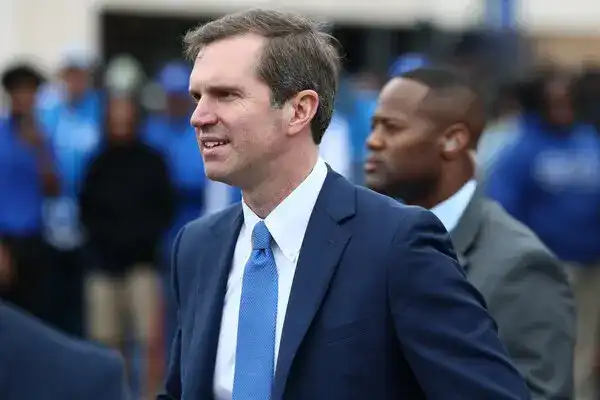 Andy Beshear Slams Gavin Newsom For Inviting Steve Bannon On Podcast | INFBusiness.com