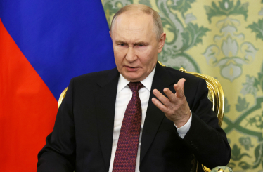 Vladimir Putin talks /Getty Images