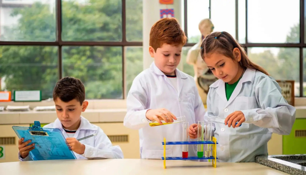 The main shareholder, the Swiss fund Partners Group, retains a controlling stake, while the Canadian pension fund OMERS, which entered the capital of the International Schools Partnership in 2021, will also remain among the investors. CVC Capital Partners invested in private school network International Schools Partnership at a valuation of $8 billion | INFBusiness.com