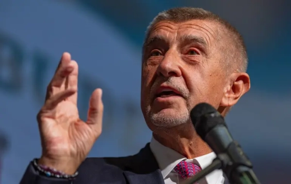 Europe Mulls Social Media Ban for Kids; Czech Republic Weighs Platform Restrictions