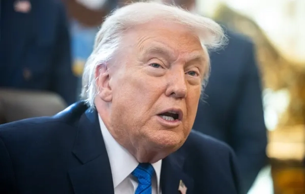 Trump Shares Obama Video: No Penalties for Staff