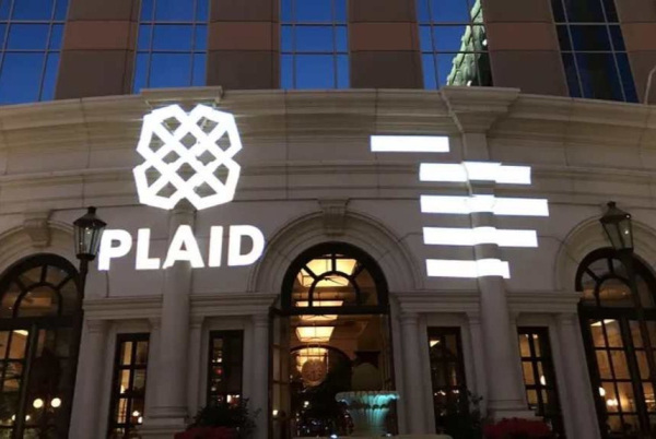 Plaid, US fintech firm, worth $8B.