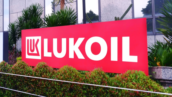 TotalEnergies Secures Sole Ownership of Dutch Lukoil Refinery