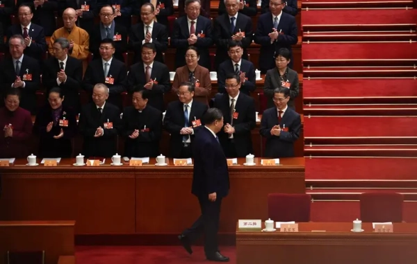 China’s Graft Crackdown: Two Key Figures Absent From Major Gathering