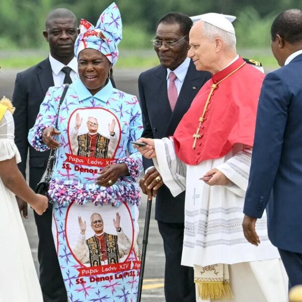 Equatorial Guinea’s First Lady sported a papal portrait suit.