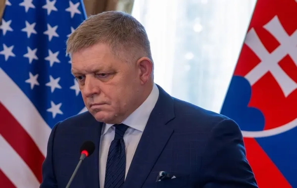 Slovakia Favors Easing European Penalties on Russia