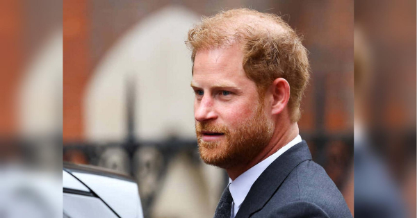 Secret contacts with the royal palace: Prince Harry prepares the ground for a return