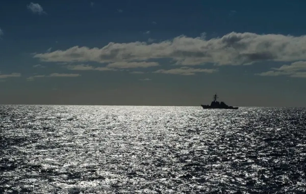 America Initiates Mine Clearing in Hormuz Strait