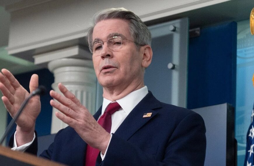 US Reinstates Oil Penalties on Russia, Iran: Bessent Insights