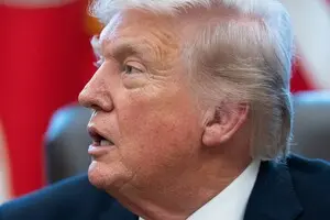 New alarm bell for Trump: Americans increasingly dissatisfied with his economic policies — AP