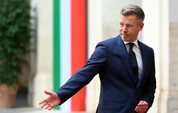 Hungarian Government Shifts Minister’s Payouts to Ukrainian Children’s Home
