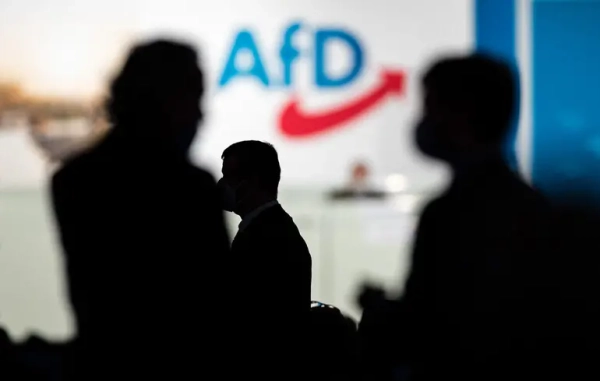 Europe starts action against Putin’s political associates.