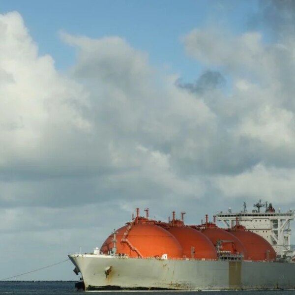 India Rejects Russian LNG Offer Amid Supply Concerns: Rationale Revealed