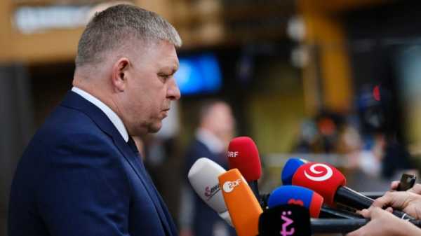 Fico sues Aktuality.sk’s editor-in-chief outlet over bestselling book about him | INFBusiness.com