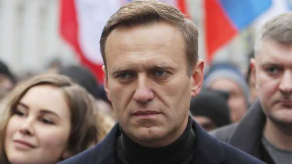 Alexei Navalny: Putin critic's mother 'given hours to agree secret burial' | INFBusiness.com