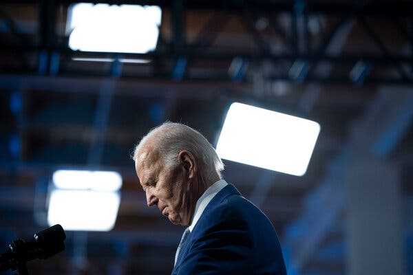 As Biden Struggles With Black Men, Allies Gather at White House | INFBusiness.com