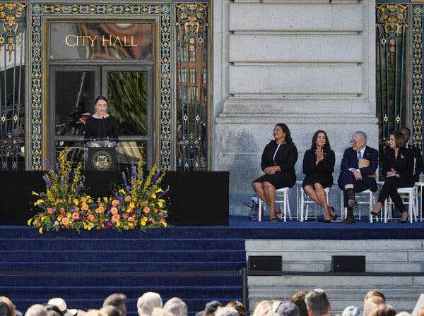 Feinstein’s Granddaughter Recalls Her ‘Unwavering Support’ in Eulogy | INFBusiness.com